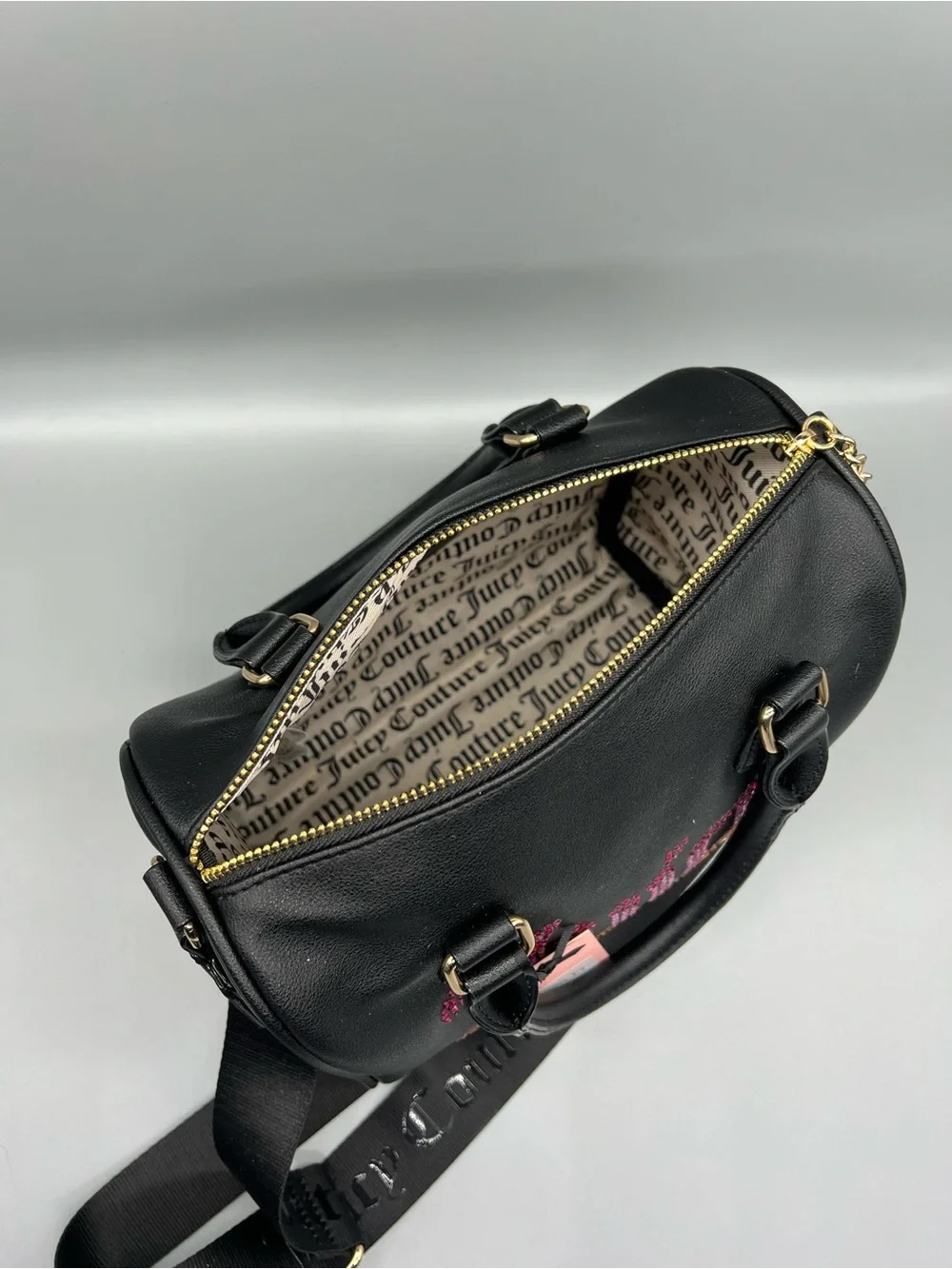 Juicy couture be‎ Classic II satchel purse
